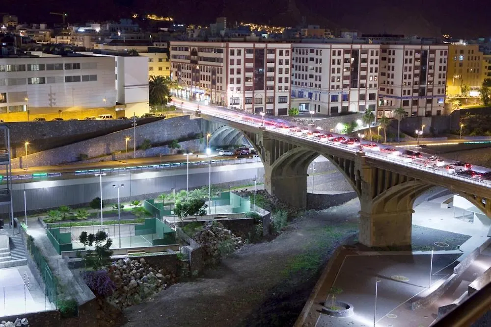 Dúplex céntrico en S/C Santa-Cruz de Ténérife 0*,